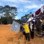 Ribuan Masyarakat Fakfak Padati Pembukaan Kejuaraan Gubernur Cup Papua Barat Grasstrack Open Championship