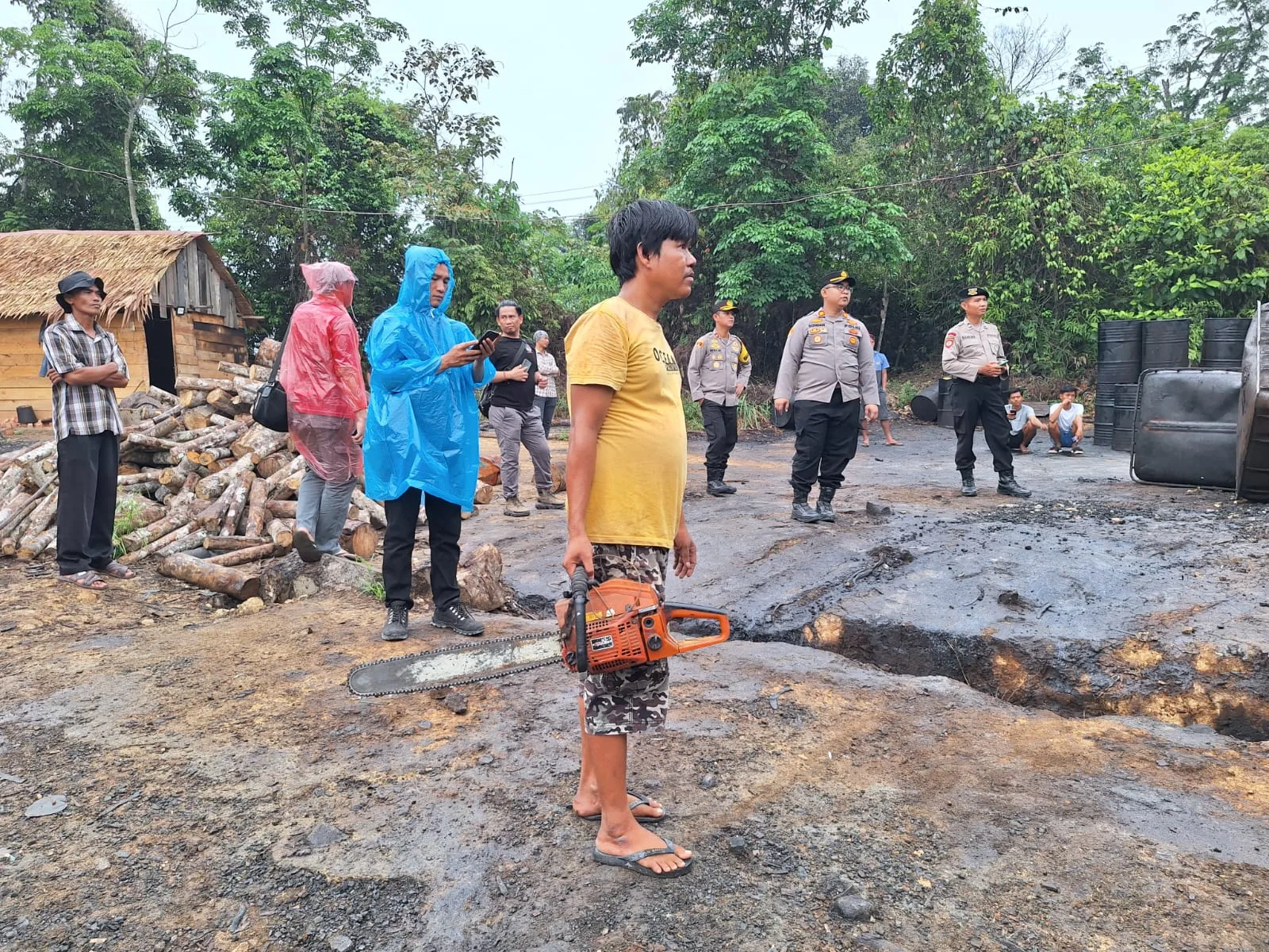 30 Lokasi Ilegal Refinery di Desa Sukajaya Simpang Patin Bayung Lencir Ditertibkan