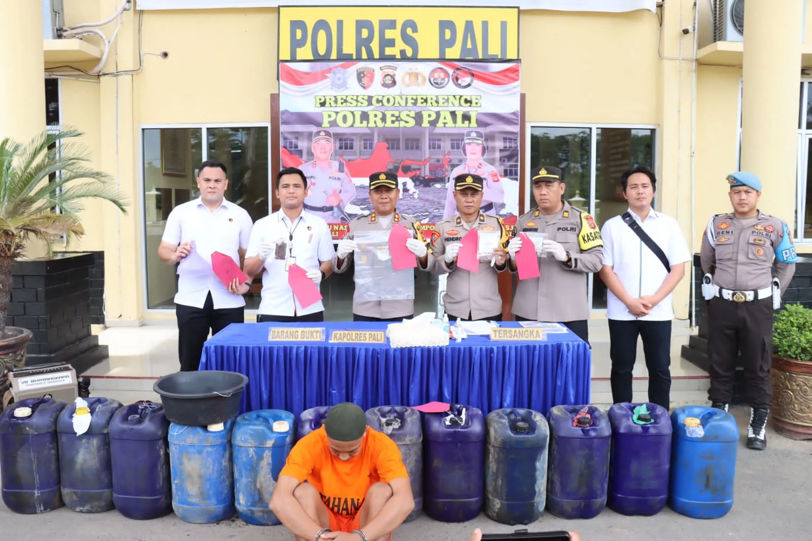 Satreskrim Unit Pidana Khusus Polres Pali Bongkar Penimbun BBM Bersubsidi