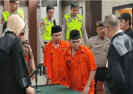 Dua Pelaku Pembunuhan Adik Kandung Bupati Muratara Dikawal Ketat Pihak Kepolisian