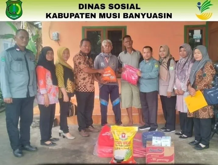 Respon Cepat Dinsos Muba Salurkan Bantuan Untuk Korban Bencana