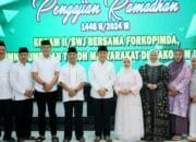 Sinergitas bersama TNI, Pj Gubernur Agus Fatoni Salat Berjamaah di Masjid Raudhatul Ulum Kodam II/Sriwijaya