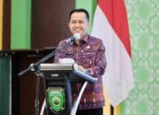 Pj Gubernur Agus Fatoni Raih Penghargaan Top BUMD Award 2024