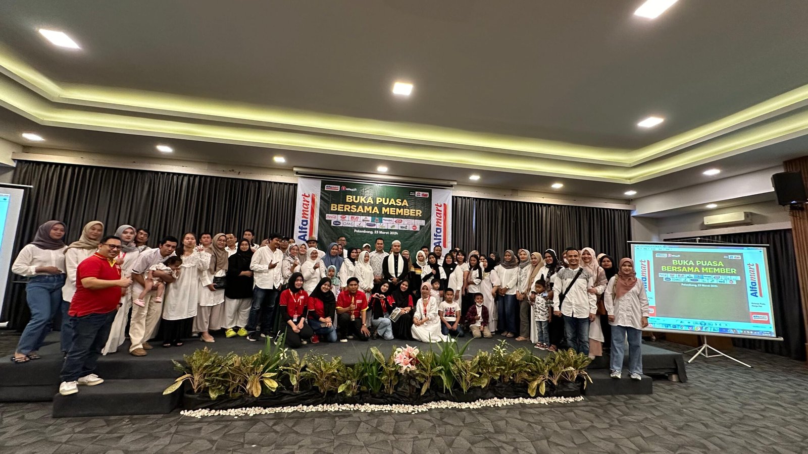 Alfamart Ajak Buka Bersama Member Loyal