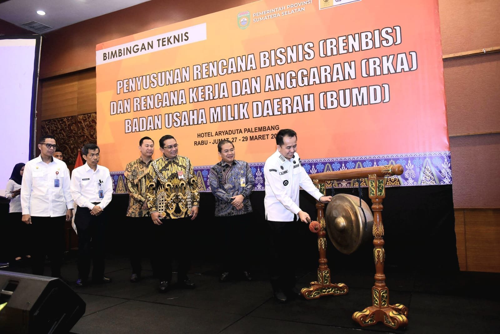Pj Gubernur Agus Fatoni Dorong Pengembangan BUMD di Sumsel