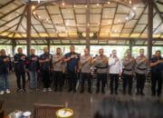 Kapolda Apresiasi Kinerja Polisi Dengan PIN Emas