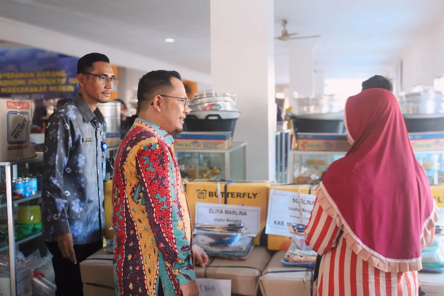 Pemkab Muba Serahkan Bantuan Usaha Ekonomi Produktif