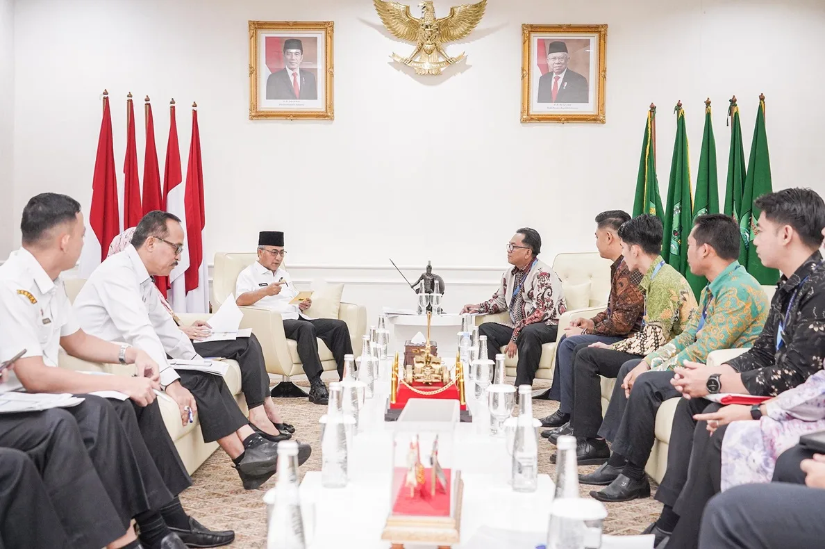 Pj Bupati H Apriyadi Mahmud Sambut Audiensi Jajaran BPR Sumsel Cabang Sekayu