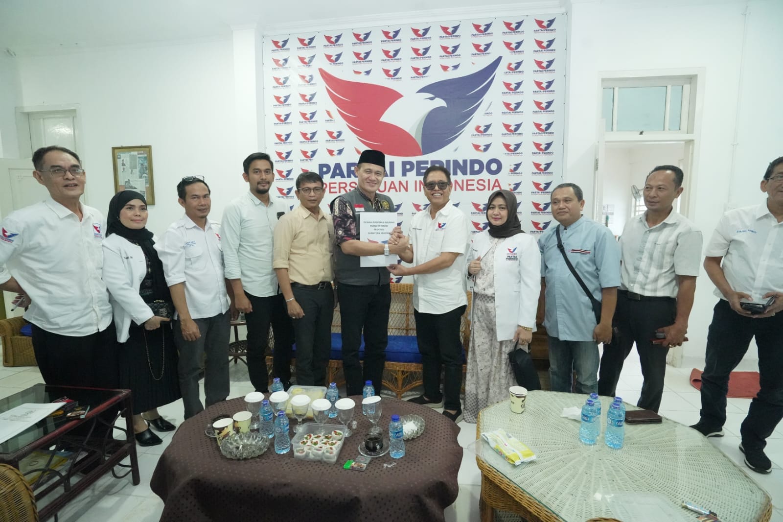 Tim Mawardi Ambil Formulir, Febuar Rahman: Insyaallah Partai Perindo akan Memilih Cagub Terbaik