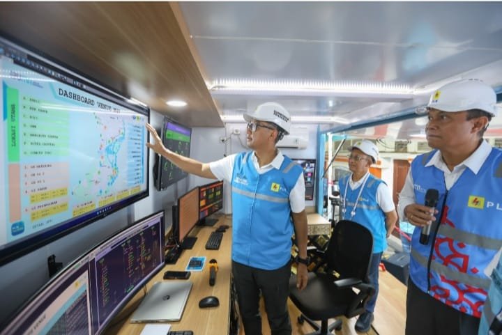 Dirut PLN Tinjau Posko Utama Kelistrikan KTT WWF, Pastikan Seluruh Sistem Kelistrikan di Bali Andal