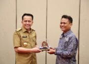 Pj Gubernur Agus Fatoni Teken MoU Pemanfaatan Data dan Informasi Geospasial Bersama Kepala Badan Informasi Geospasial (BIG) RI