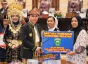 Pj Gubernur Agus Fatoni Maknai Momentum HUT Provinsi Sumsel ke-78 Tahun dengan Berbagi