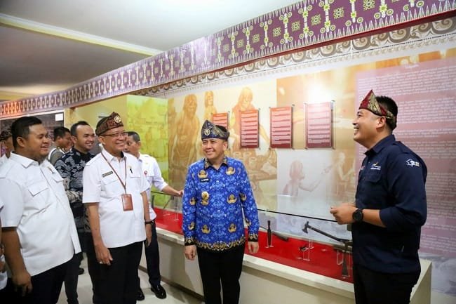 Pj Gubernur Agus Fatoni Tinjau Museum Balaputra Dewa dan Taman Purbakala Kerajaan Sriwijaya