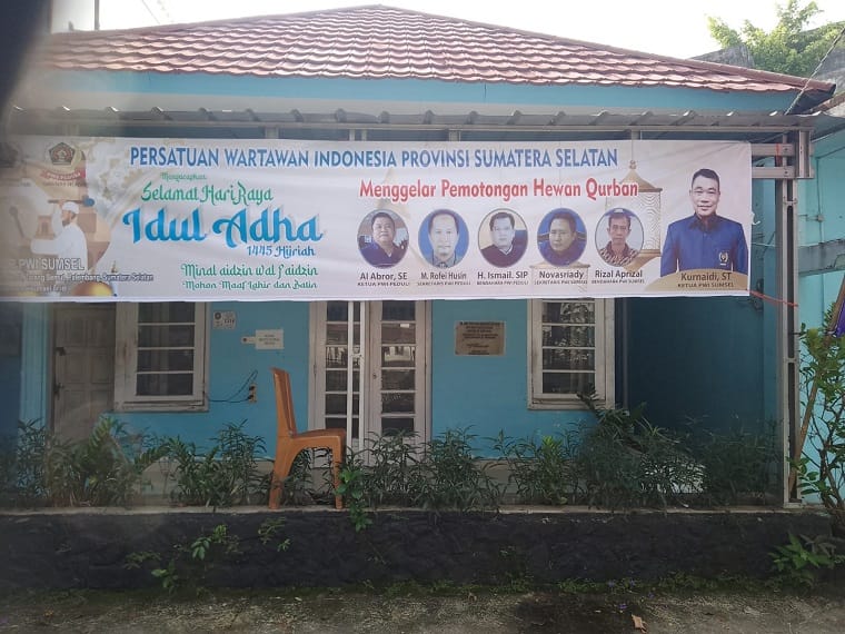 PWI Sumsel Kurban 3 Sapi