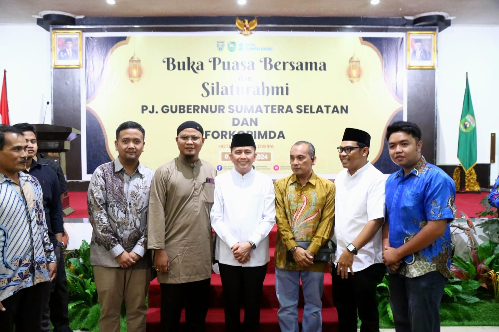 Eratkan Silaturahmi dan Kemitraan, Pj Gubernur Agus Fatoni Buka Puasa Bersama Ormas, LSM dan Kalangan Aktivis