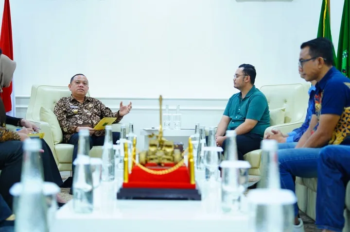 Pj Bupati Muba Apresiasi CSR Indomaret Bantu Renovasi Sekolah