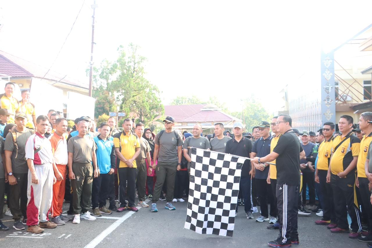 Rangkaian Hari Bhayangkara ke-78, Polres Lahat Forkopimda Olahraga Bersama