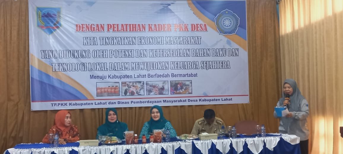 Pembukaan Pelatihan Kader PKK di Kabupaten Lahat: Upaya Meningkatkan Ekonomi Masyarakat
