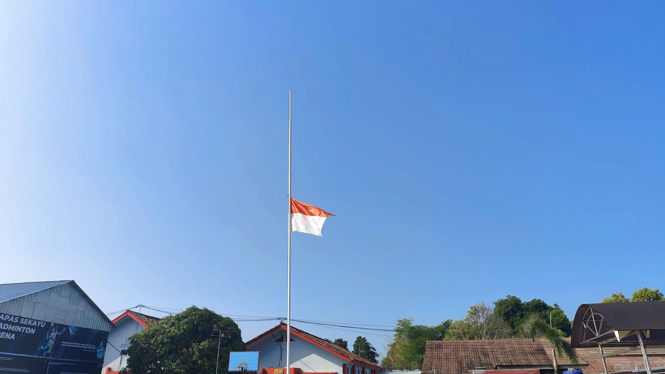 Hari Berkabung Nasional, Lapas Sekayu Kibarkan Bendera Setengah Tiang