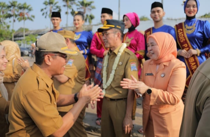 31 Tahun Mengabdi, Ratu Dewa Mundur dari ASN
