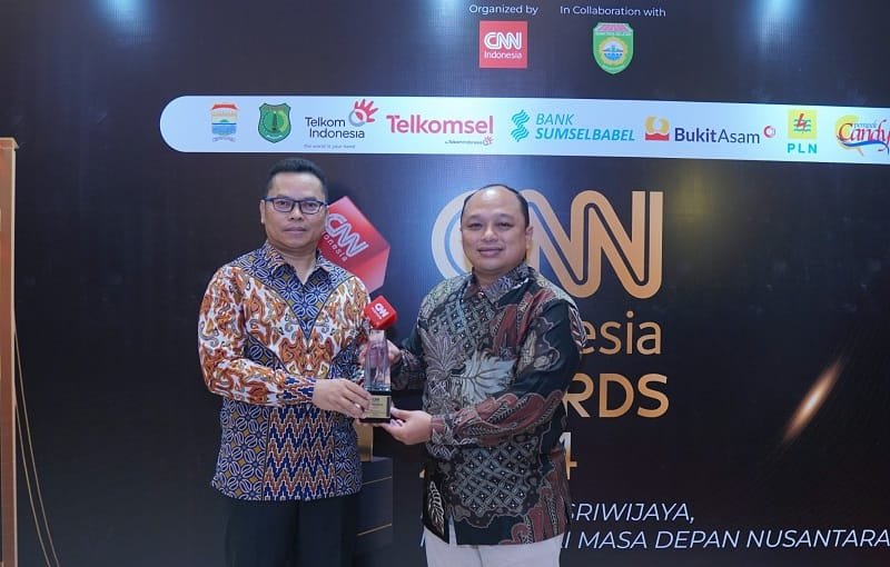 Ajang CNN Awards, PLN UID S2JB Raih Penghargaan Outstanding Social Engagement & Corporate Action