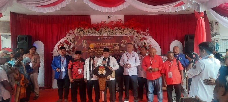 Detik-Detik Tinggalkan KPU Rintikan Hujan Iringi Bapaslon “SANTUN” Tanda Keberkahan