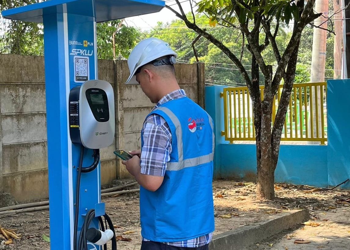 PLN ULP Pendopo Hadirkan SPKLU Pertama di Kabupaten PALI