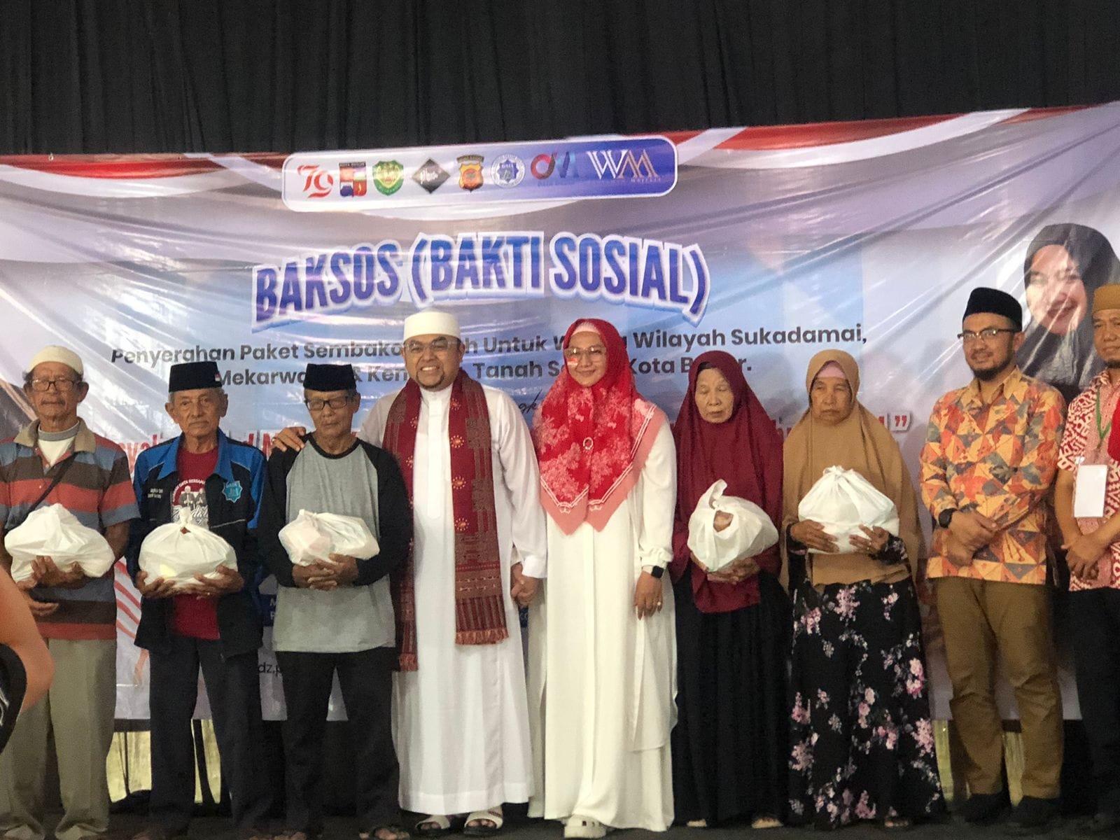 Milad ke-8 dan HUT RI ke-79, Majelis DATA Gelar Bakti Sosial Pasar Murah di Bogor