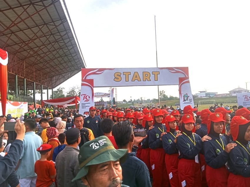 KPU PALI Gelar Jalan Sehat dan Senam Bersama, Sosialisasikan Pilkada Serentak dalam Peringatan HUT RI ke-79