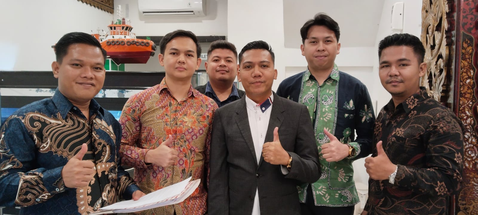 Mahkamah Konstitusi Ubah Aturan UU Pilkada: Keputusan Menguntungkan Paslon di Palembang