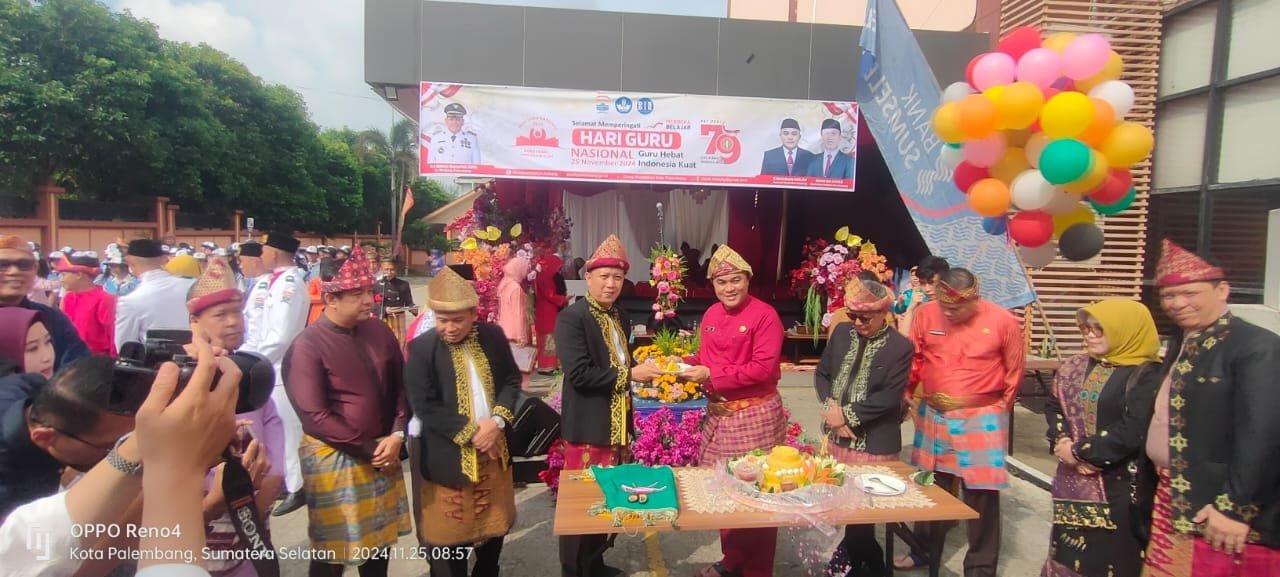 Sekda Palembang Afrizal Hasyim Ajak Guru Terus Tingkatkan Dedikasi dan Kualitas Pendidikan di HGN 2024