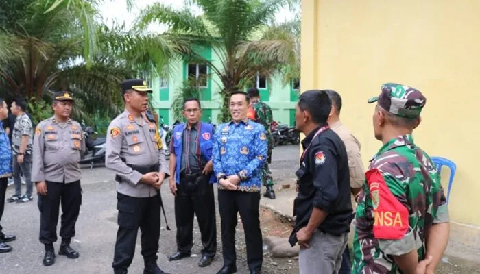 Patroli Gabungan Amankan Sidang Pleno Tingkat PPK di Kabupaten Lahat