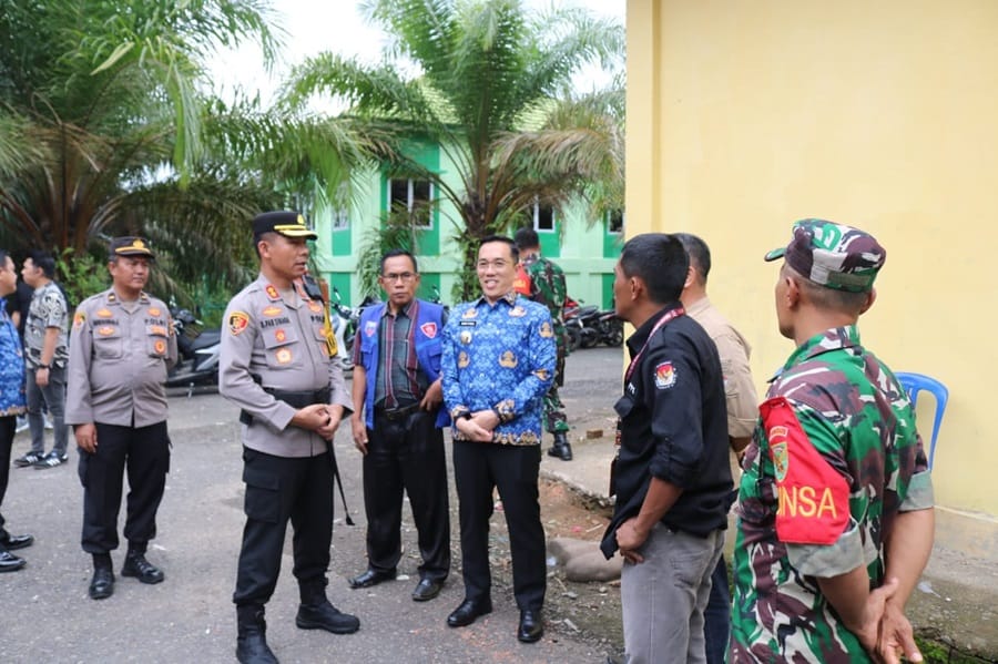 Patroli Gabungan Amankan Sidang Pleno Tingkat PPK di Kabupaten Lahat