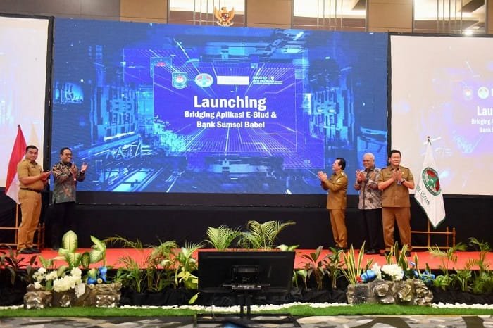 Pj Gubernur Elen Setiadi Launching Aplikasi Pengelolaan Keuangan BLUD Berbasis Sistem Informasi Terintegrasi