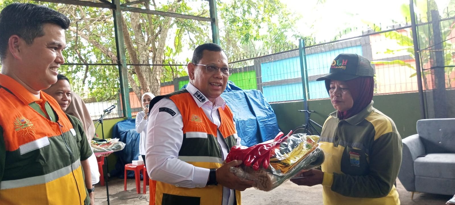 Pj Walikota Komitmen Tingkatkan Kesejahteraan Petugas Kebersihan