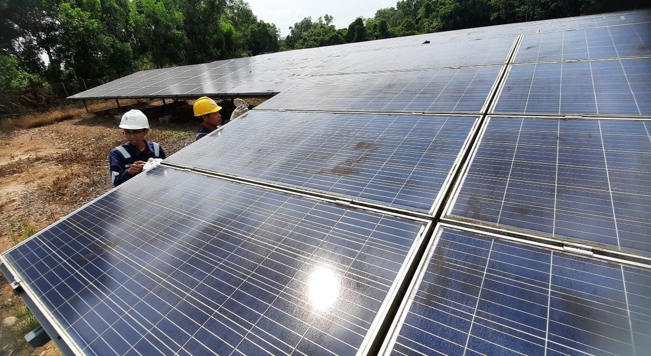 PLTS 2 MW Jakabaring Energi Bersih dan Tantangannya