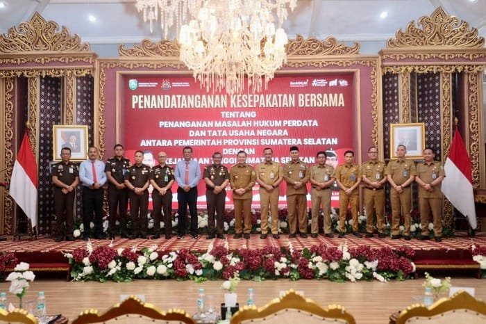 Pj Gubernur Elen Setiadi dan Kajati Sumsel Tandatangani Kesepakatan Bersama Penanganan Masalah Hukum Perdata dan TUN 