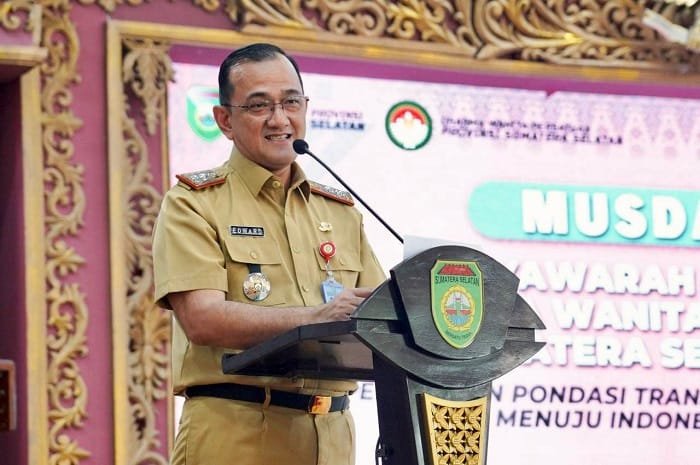Buka Musda DWP Provinsi, Sekda Edward Candra : DWP Memiliki Peran Sukseskan Program Pemerintah