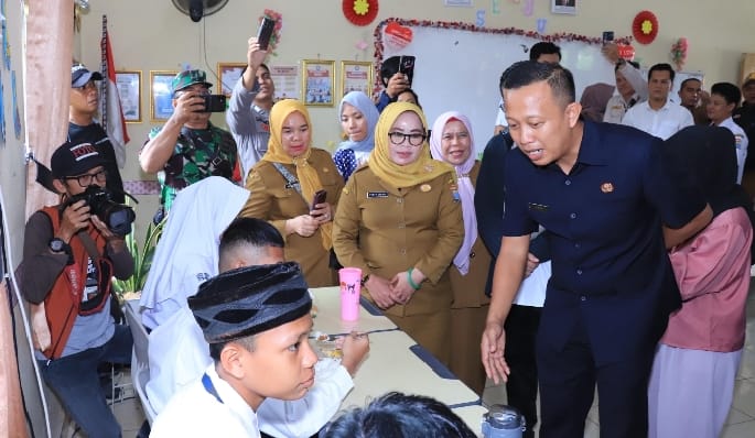 Kadisdik Palembang Pastikan Program Makan Bergizi Gratis Tepat Sasaran dan Lancar