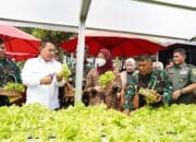 Penasehat Khusus Presiden Tinjau Urban Farming Taman Aspirasi Kodam II/Swj
