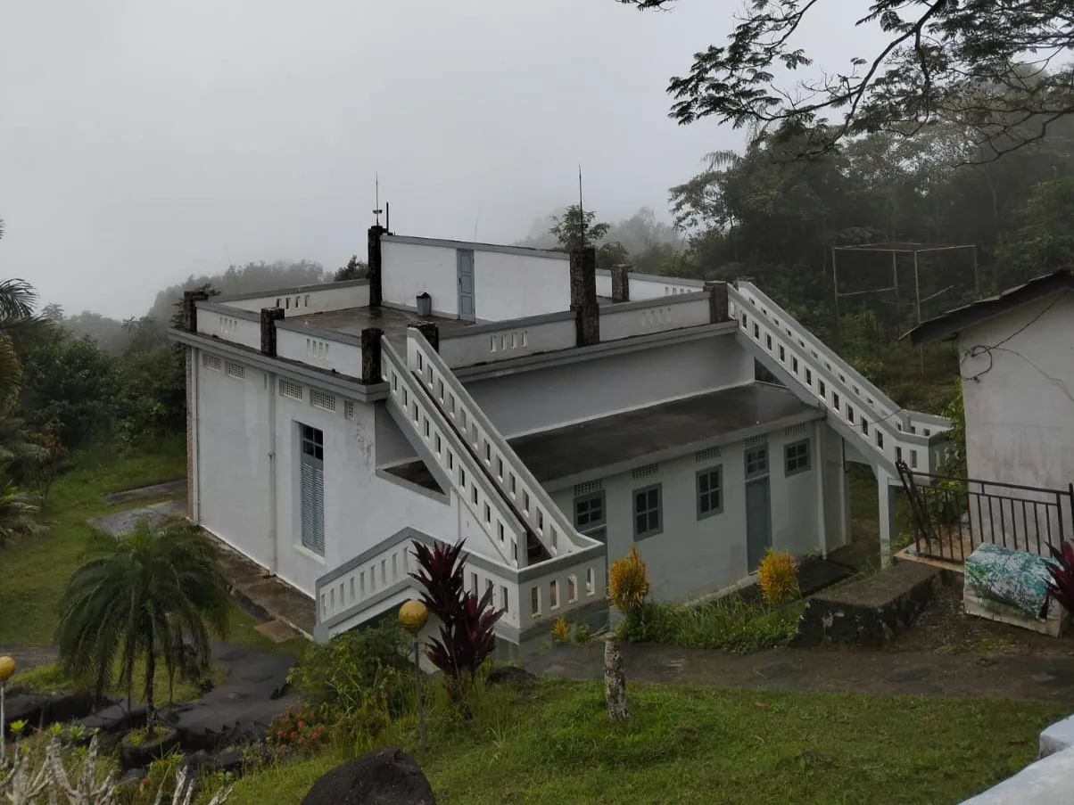 Pesanggrahan Menumbing, Destinasi Wisata Sejarah di Atas Awan