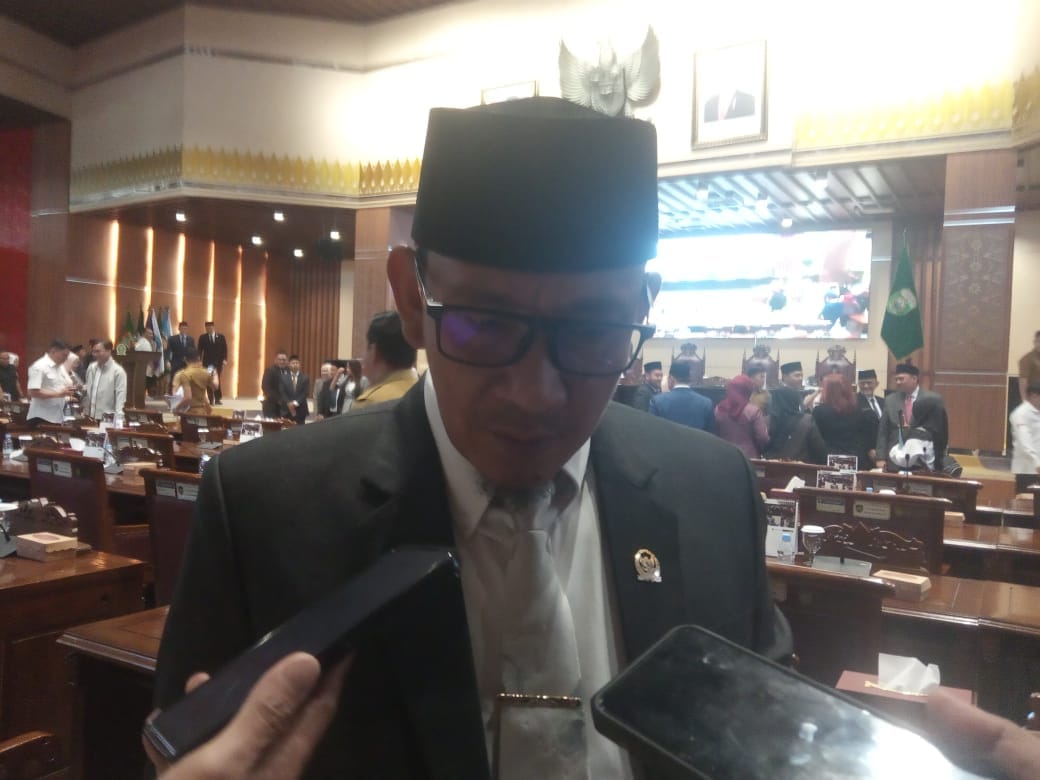 Rapat Paripurna Ke-X DPRD Sumsel: Jauhari Sampaikan Aspirasi Soal Jembatan Rusak di OKI