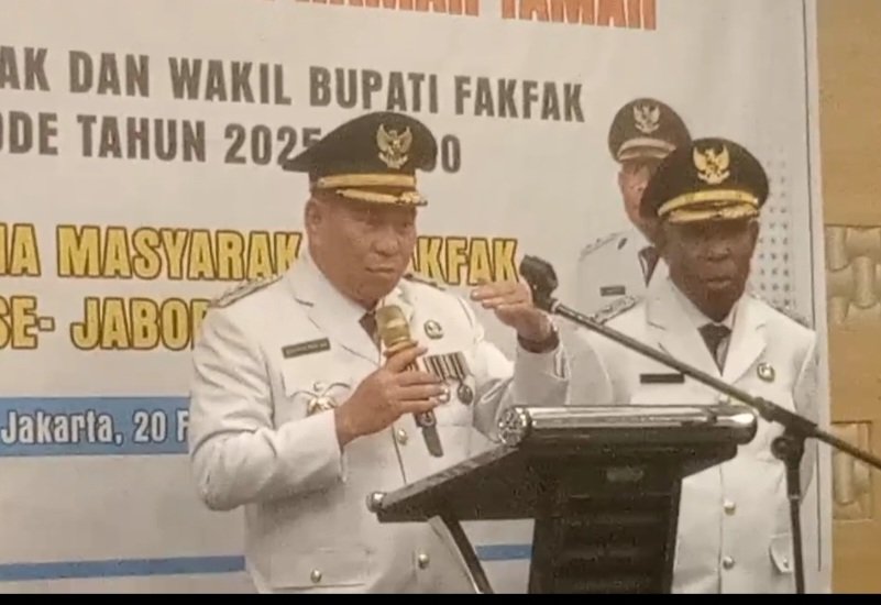 Bupati Fakfak Pastikan Pendidikan dan Kesehatan Gratis: Anggaran Harus Masuk 2025!
