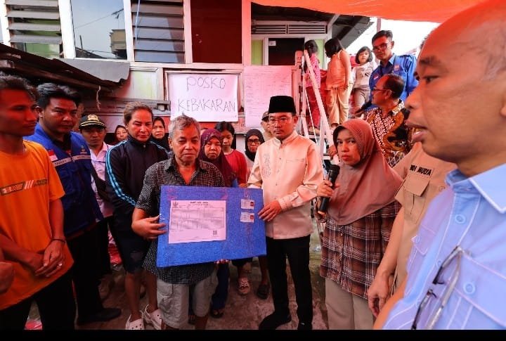 Duka Kebakaran di Jakabaring, Wakil Wali Kota Prima Salam Bawa Bantuan dan Harapan