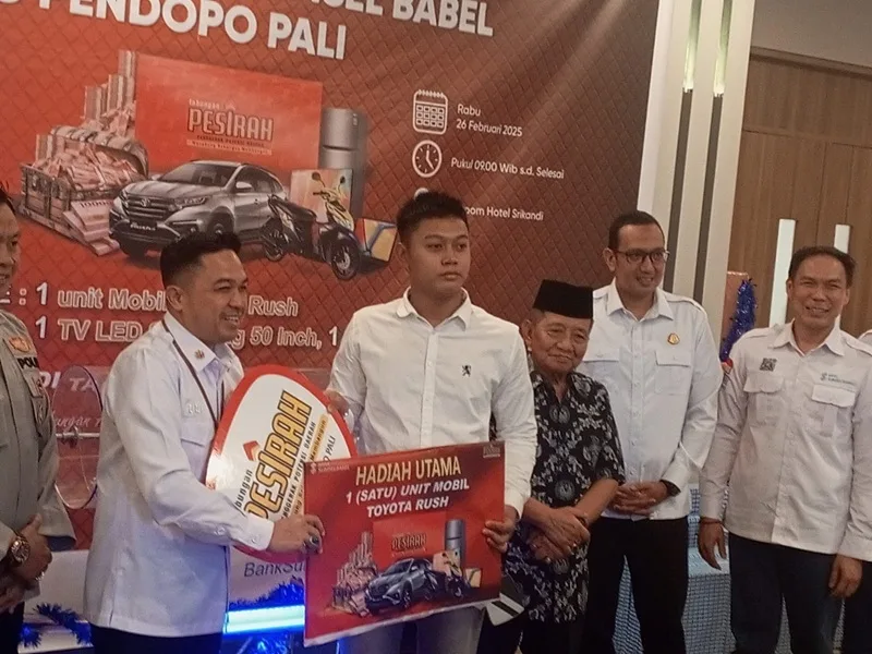 Bank Sumsel Babel Cabang Pendopo Gelar Undian Tabungan Pesirah, Sri Lestari Raih Grand Prize Toyota Rush