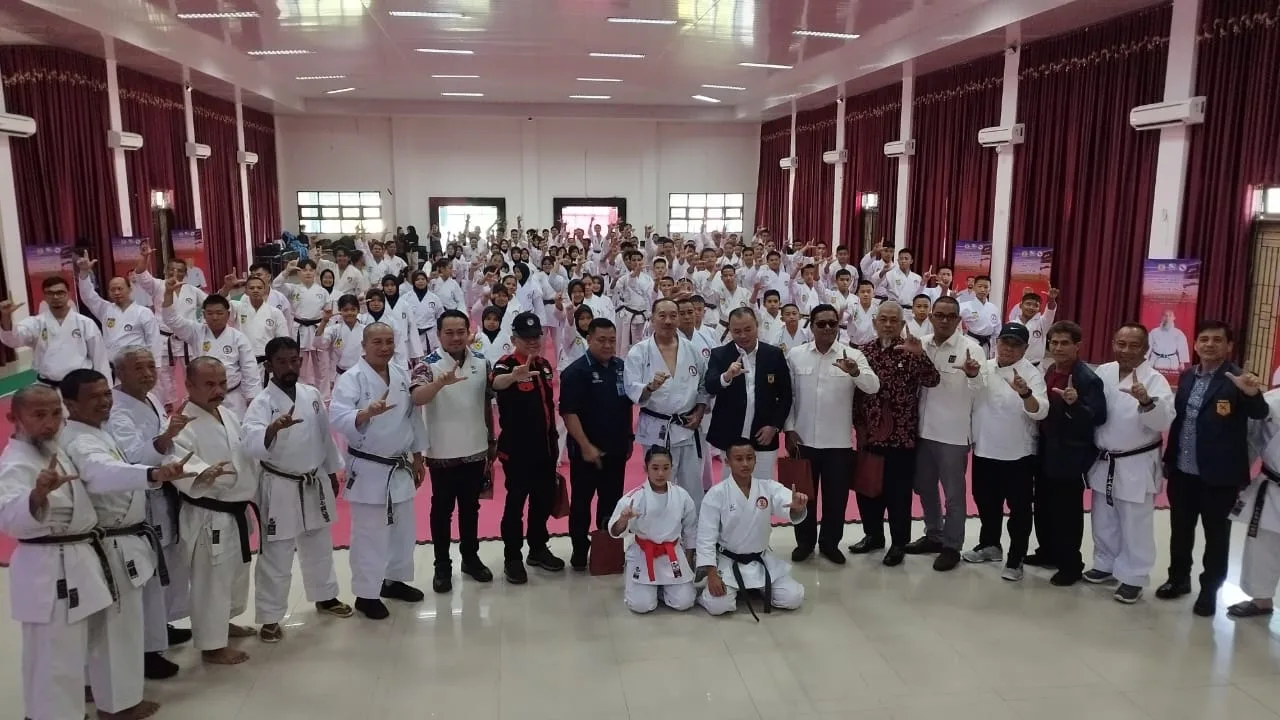 134 Karateka Ikuti Ujian Sabuk Hitam Nasional Lemkari di Palembang