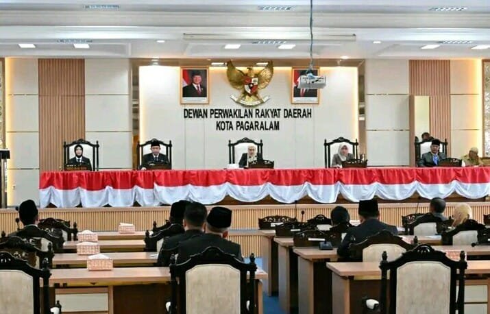 Walikota Pagaralam Sampaikan LKPJ 2024 dalam Rapat Paripurna DPRD