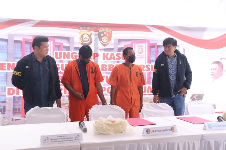 Gunakan Barcode Palsu MyPertamina, Dua Sopir Box Ditangkap Saat Isi Solar Subsidi