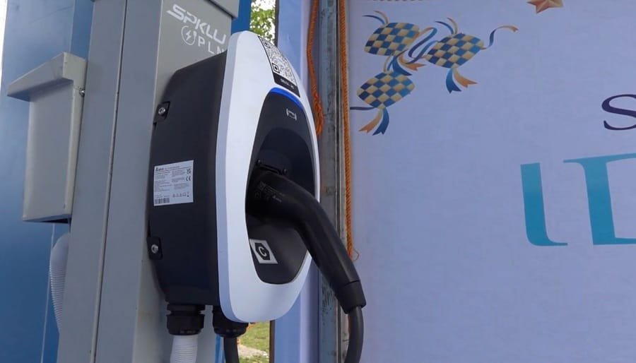 SPKLU PLN S2JB Siap Tempur! Jamin Perjalanan Pemudik EV Lancar di Ramadhan & Idul Fitri