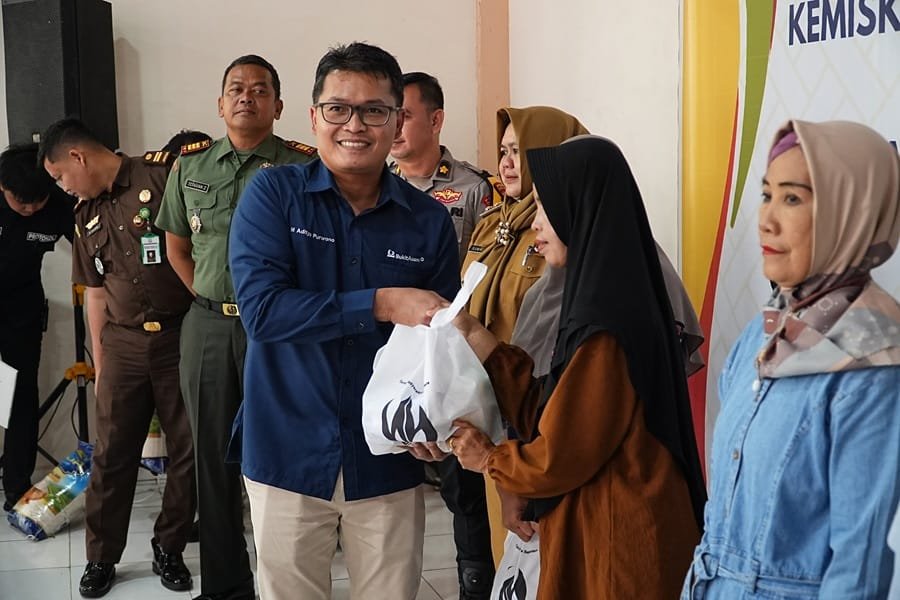 Sambut Ramadan & HUT ke-44, PT Bukit Asam Tebar Kebaikan dengan Ribuan Bantuan Sosial